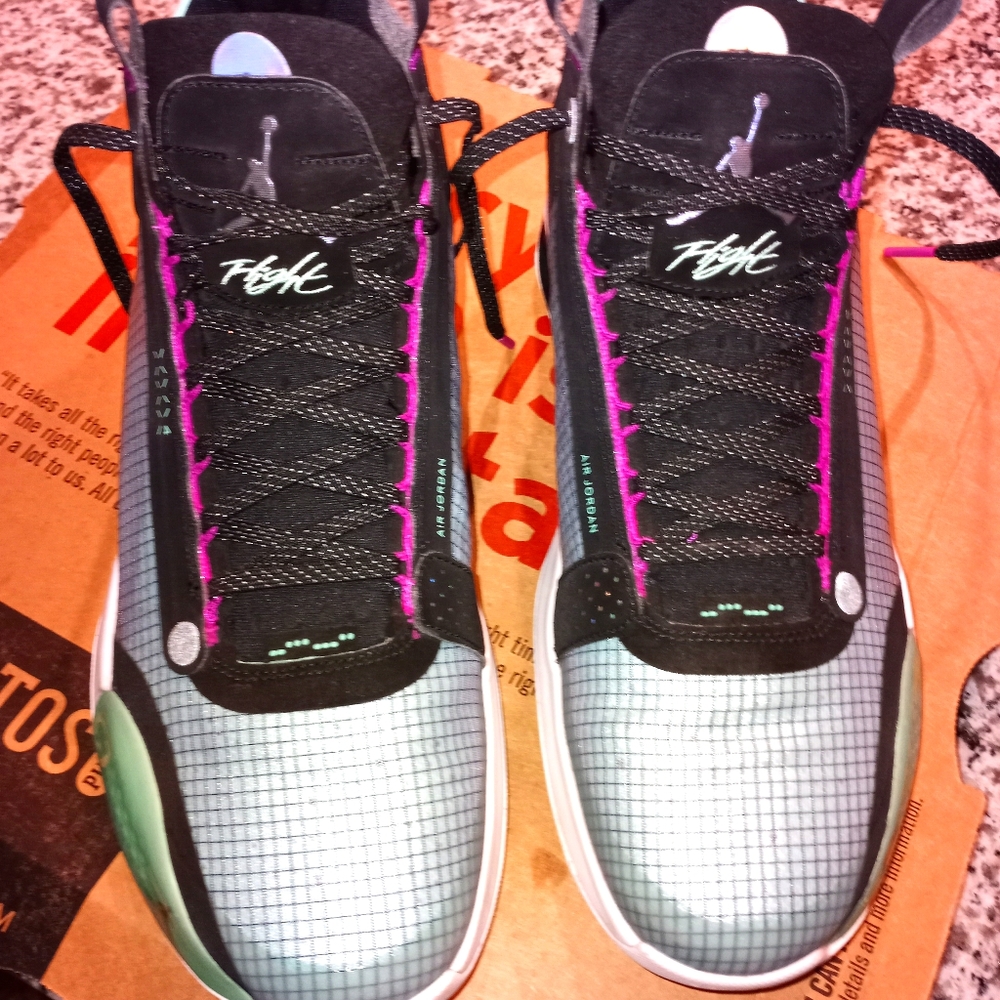 Jordan xxxiv blue void with box